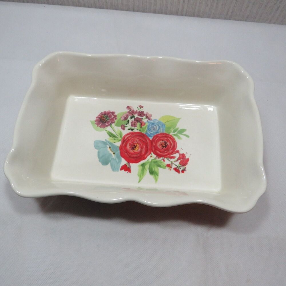The Pioneer Woman Rectangular Casserole Baker - Picture 4 of 11